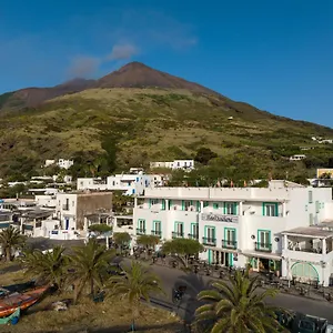 Ossidiana Center *** Stromboli
