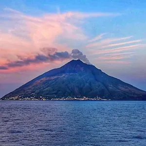 3* Hotel With Terrace Volcano & Sea View